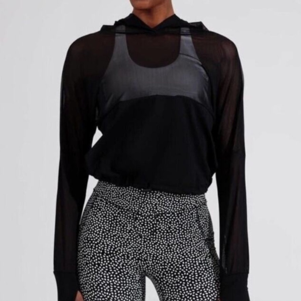 Buffbunny Escandala Pullover / Sz Medium / Black / EUC